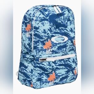 NEW Oakley The Freshman Blue Tropical Print Packable Backpack
